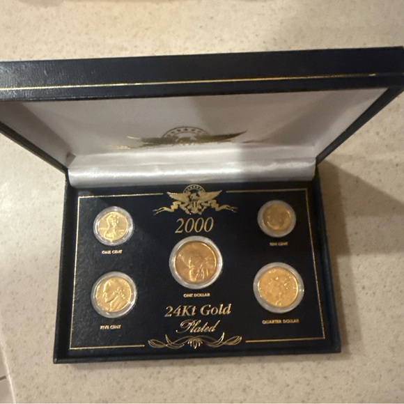 2000 24Kt Gold Plated Coin Set - Picture 1 of 4